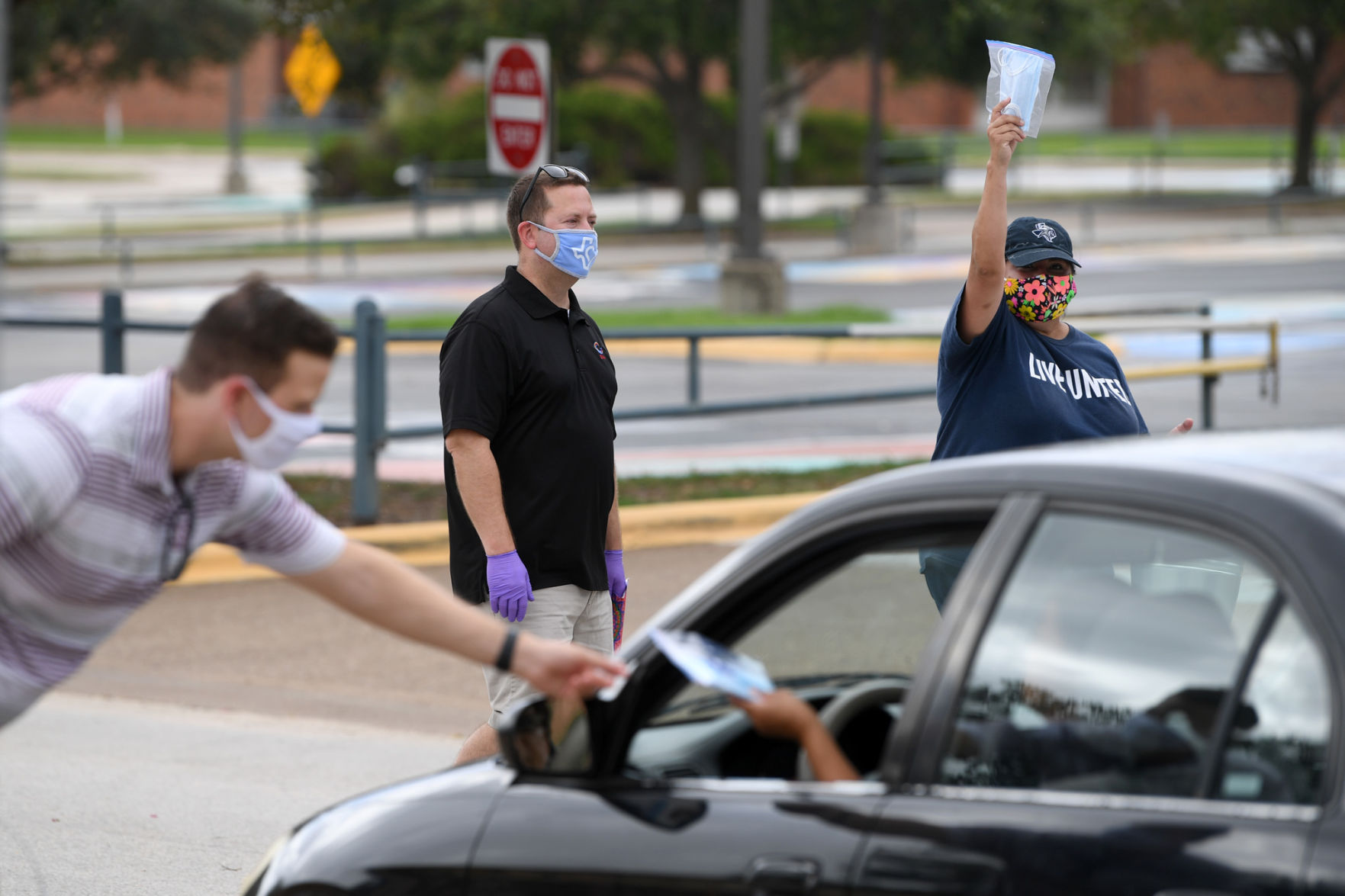 Mask distribution